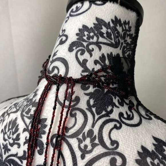 MIWA Rose choker. - Picture 5 of 8